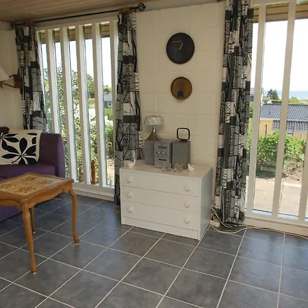 2 Bedroom Lovely In